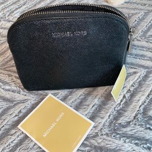 BRAND NEW**Michael Kors Pouch